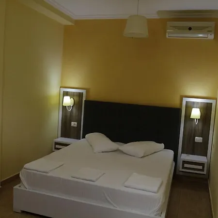 Star 2* Selita e Vogel