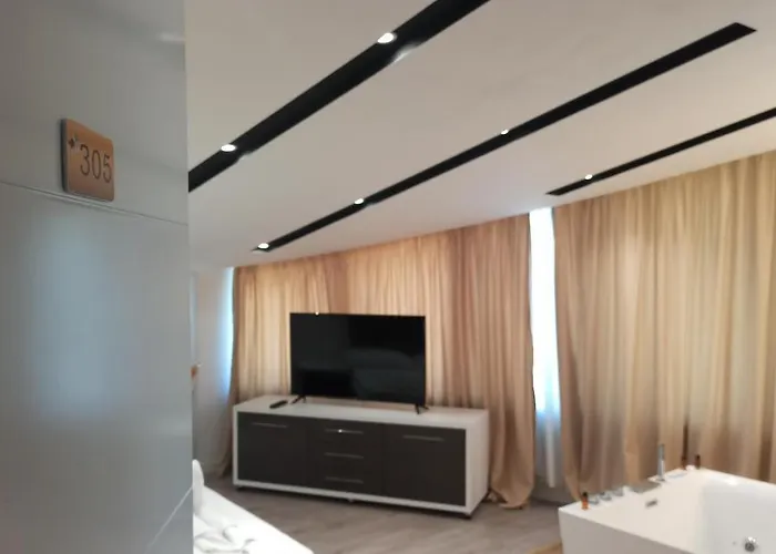 Star 酒店 Selitë e Vogël